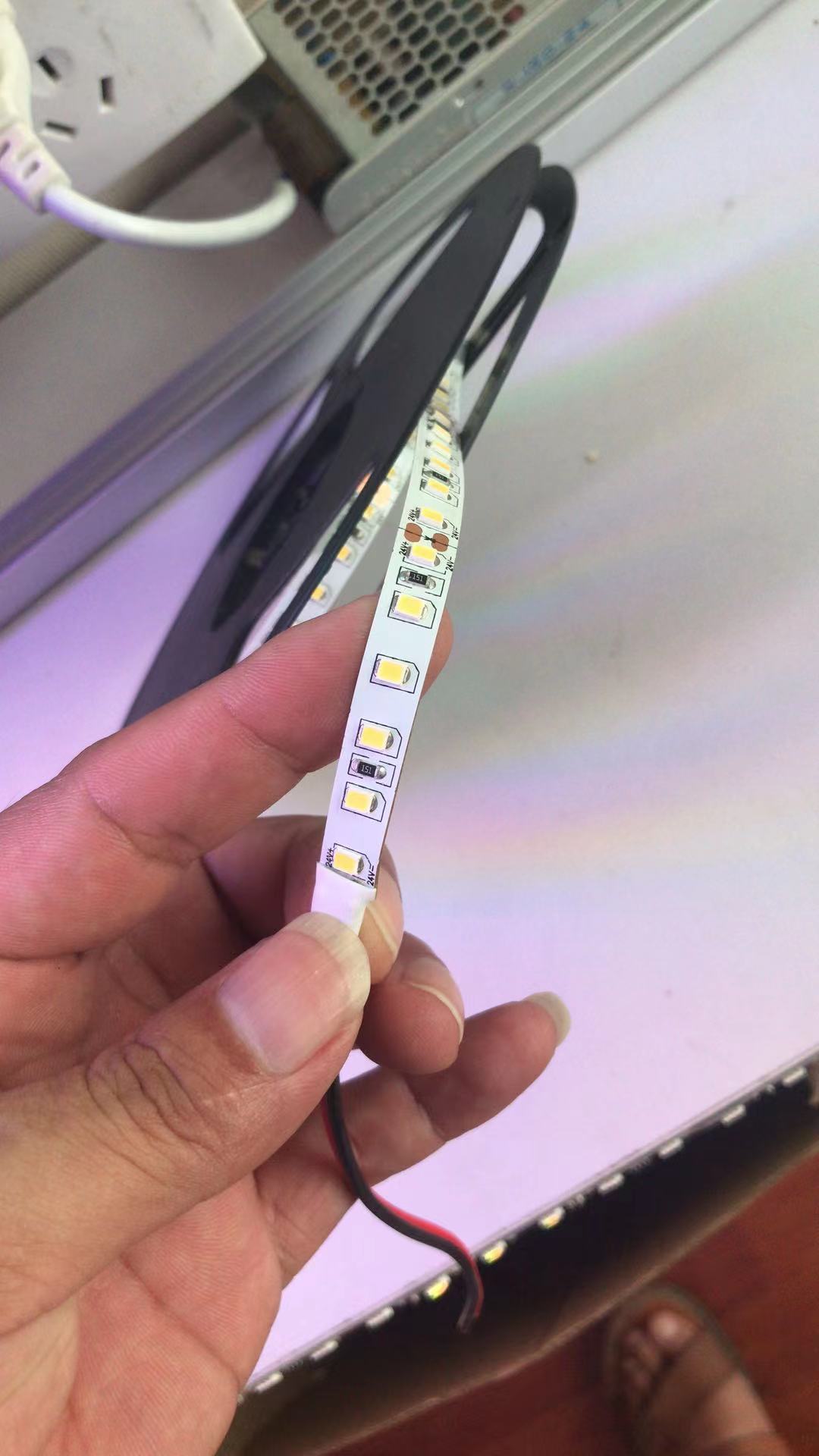 RGB+W512 LED多功能控制器