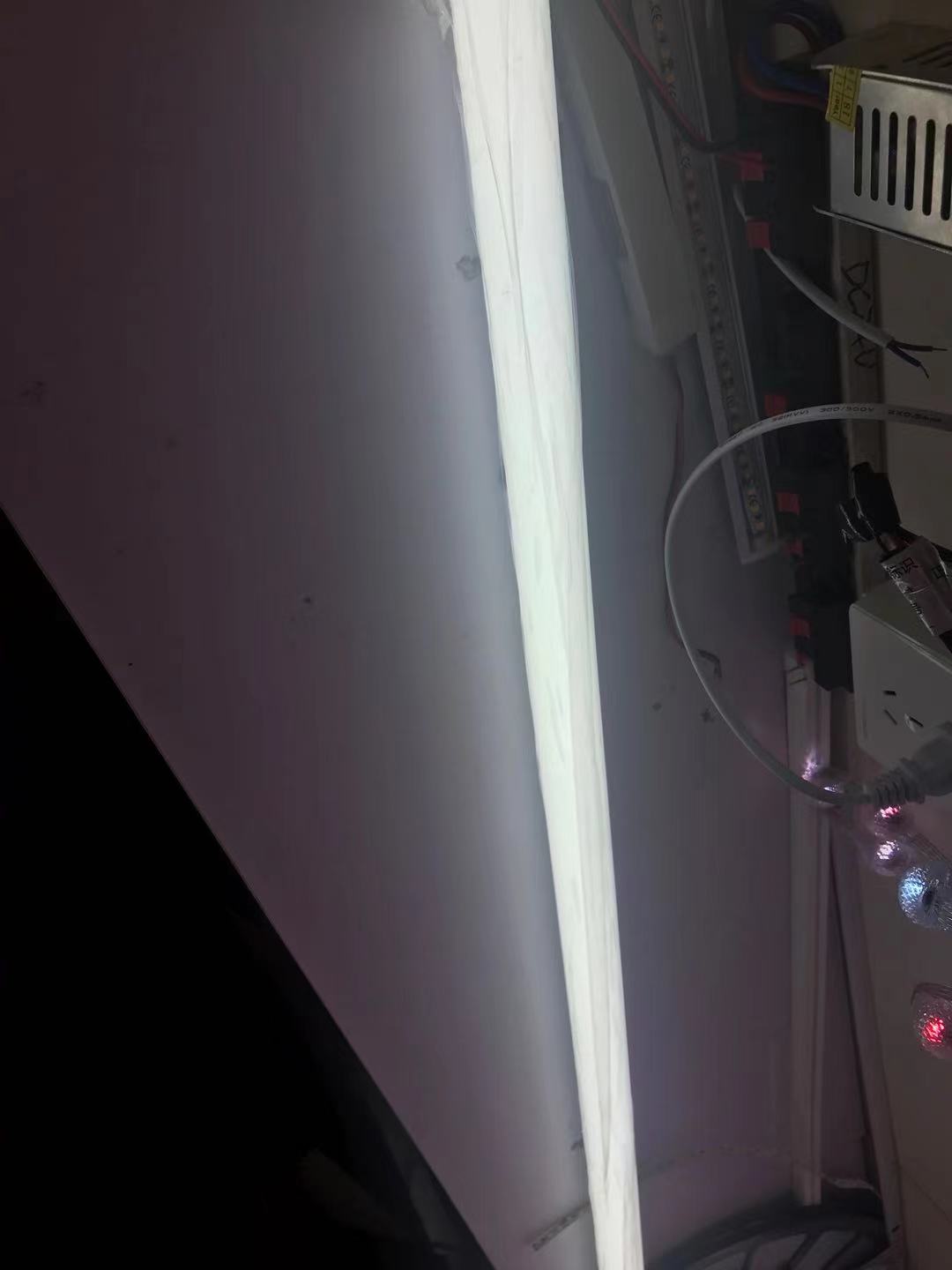 LED白光超亮硅胶低压照明软灯条