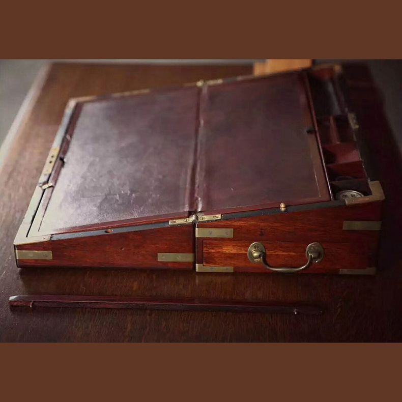 1830 British-made portable writing box