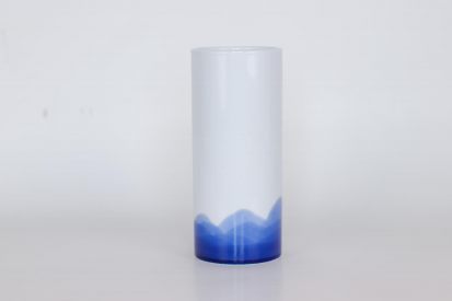 山峦小花器