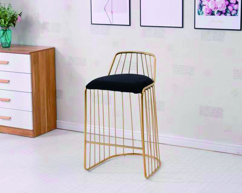 DINING CHAIR