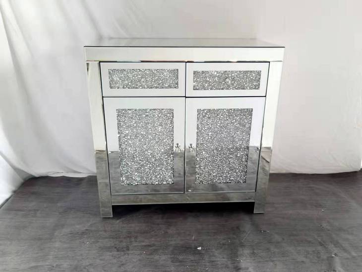 Coolbang Mirrored sideboard