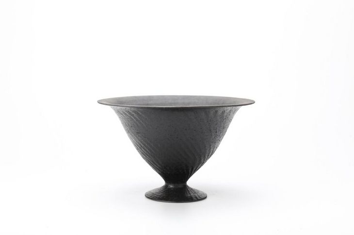 大漆碗状花器