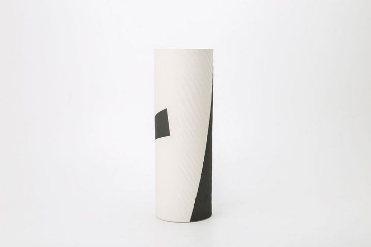 留白中号花器