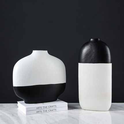 现代极简黑白陶瓷扁形花瓶干花摆件