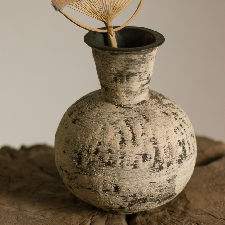 日式简约陶瓷花器