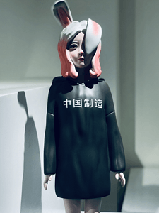 兔子小姐雕塑