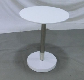 简约设计白色小边桌