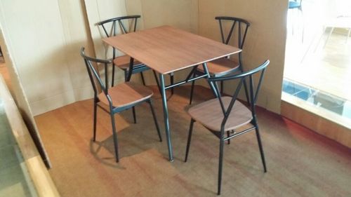 简易餐桌椅 餐厅家具 套装 一桌四椅