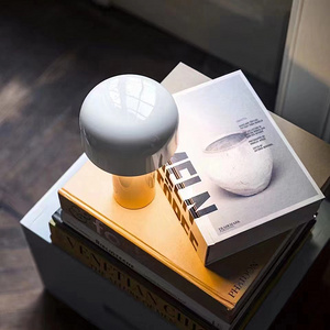 意大利蘑菇台灯无线usb可充电台灯个性创意移动便携式卧室小夜灯