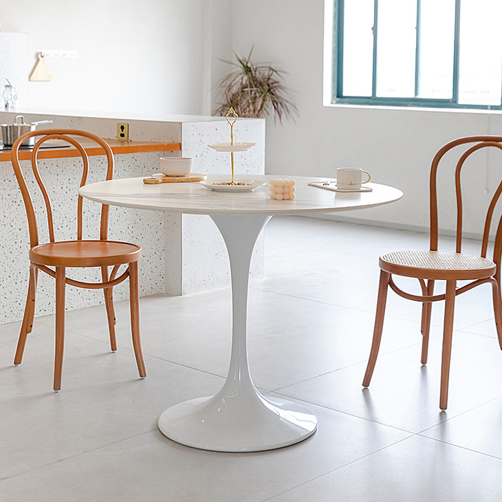 岩板餐桌圆现代简约小户型餐厅白色亮光家用高端饭桌2021新款桌子