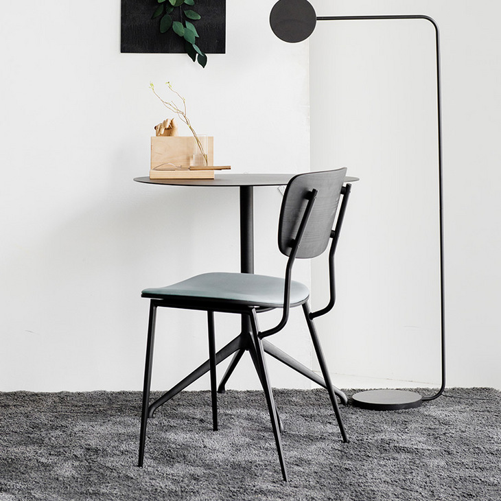 餐椅家用现代简约铁艺软垫创意休闲餐厅咖啡厅网红北欧靠背椅子