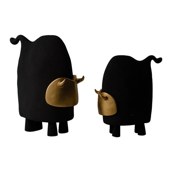 动物系列陶瓷摆件金面牛