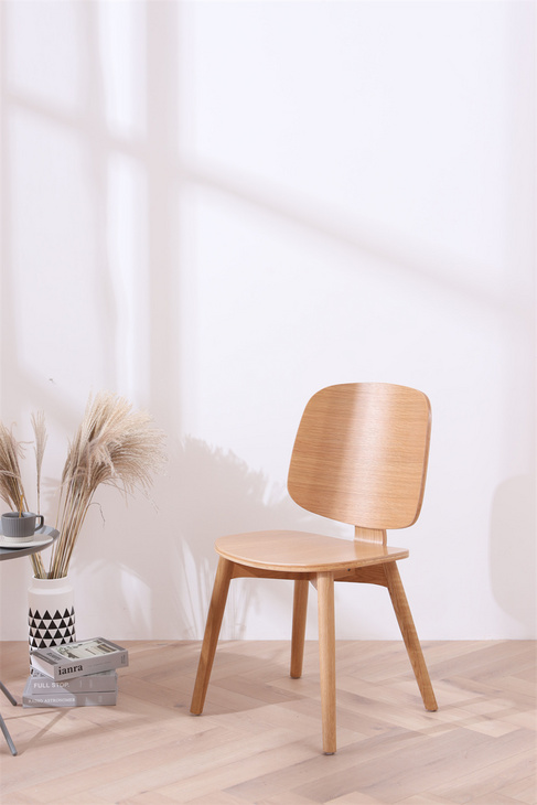 北欧设计师餐椅实木靠背侘寂民宿软包坐垫原木咖啡厅会客洽谈椅子