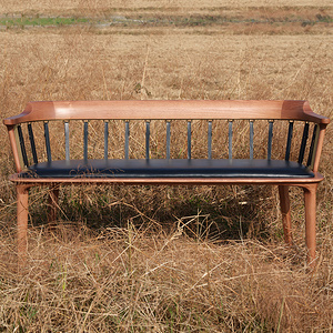 uo Seater