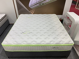 薄荷3D高分子面料静音弹簧床垫