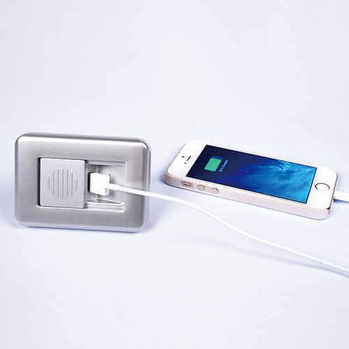 HX50 USB 充电器