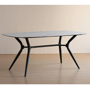 Cano dining table