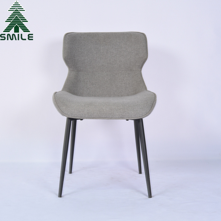高品质金属腿极简主义餐椅现代餐厅大厅斯堪的纳维亚面料天鹅绒餐椅