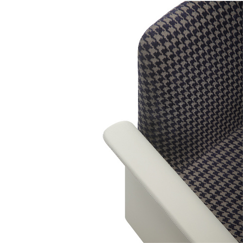 艾宝恩佐餐椅(白）NF22-143A1-FD0006-CA0014