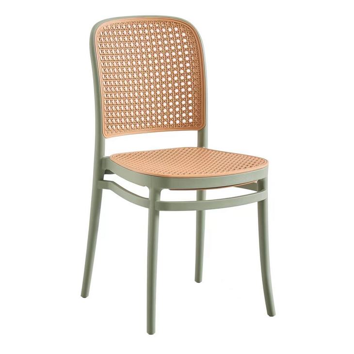 Wicker dining chair