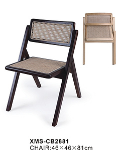 WOODEN CHAIR