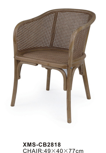 WOODEN CHAIR