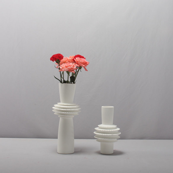 现代手捏陶瓷花瓶摆件