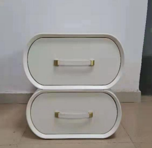 简约床头柜