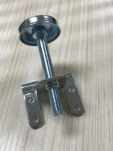 山字型調(diào)整腳