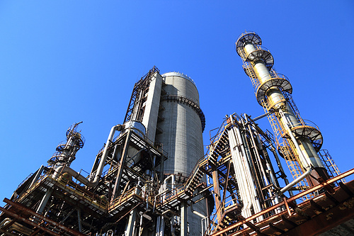 China will fully lift restrictions on foreign investment access in the manufacturing sector