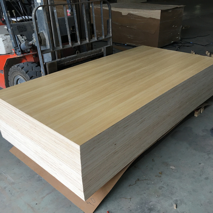 white melamine laminated plywood