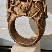 現(xiàn)代金色金屬擺件