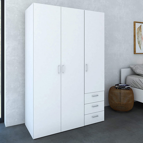 Three Doors Wardrobe With Drawers