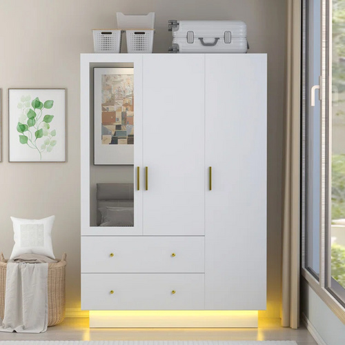 Three Doors Wardrobe With Mirror