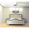 Huayang Wholesale Luxury Court-style P rincess Look Flat Upholstered Bed