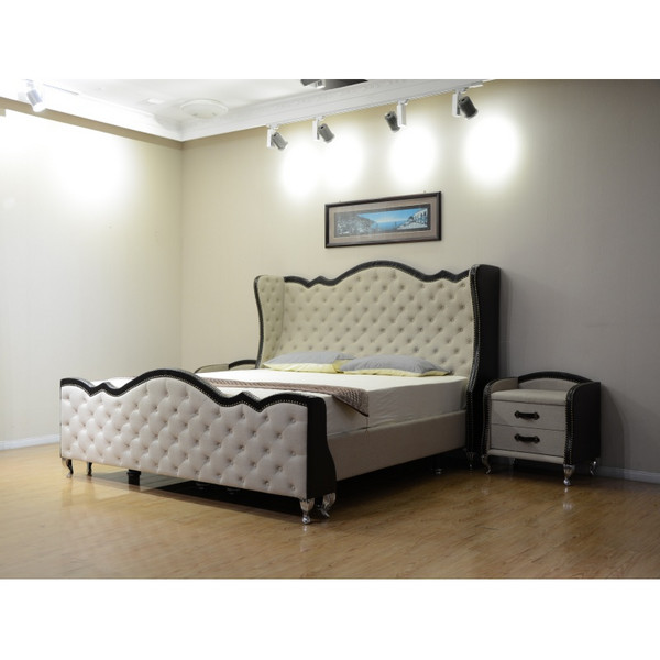 Huayang Wholesale Luxury Court-style P rincess Look Flat Upholstered Bed