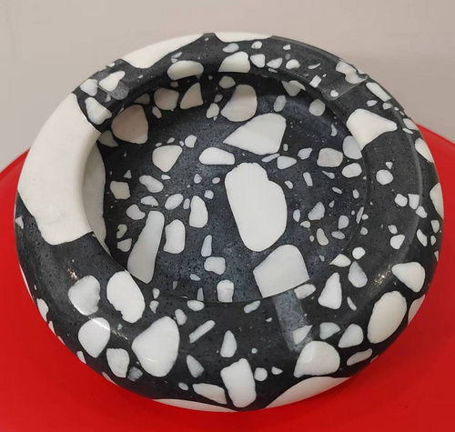 Round Ashtray
