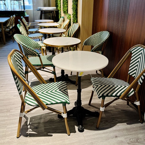 outdoor chair and table