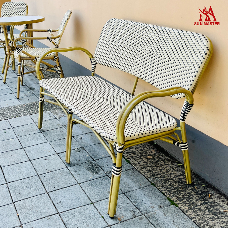 outdoor chair and table