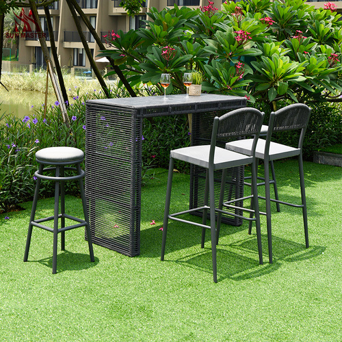 outdoor chair and table