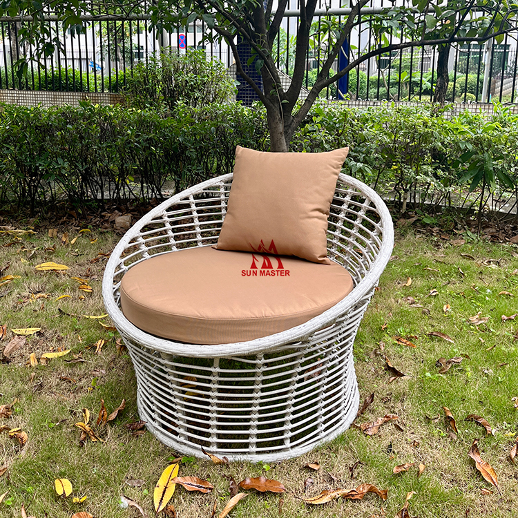 outdoor chair and table