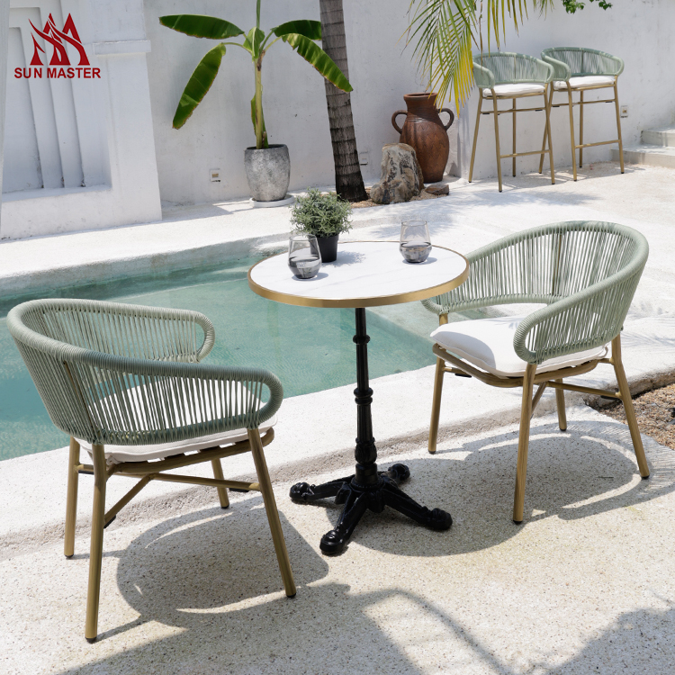 outdoor chair and table