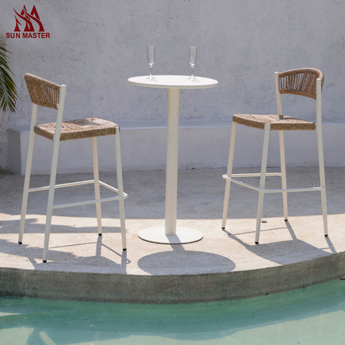 outdoor chair and table
