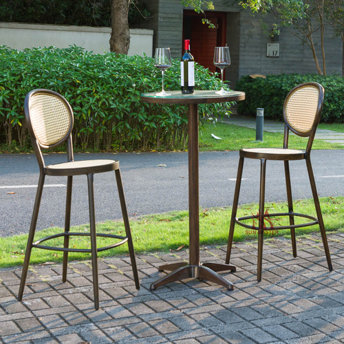 outdoor chair and table