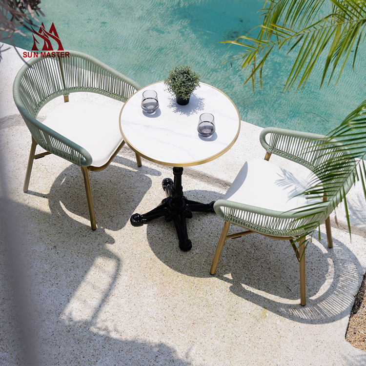 outdoor chair and table