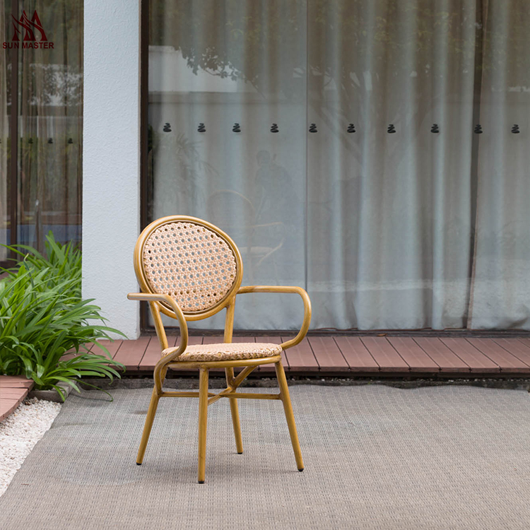 outdoor chair and table