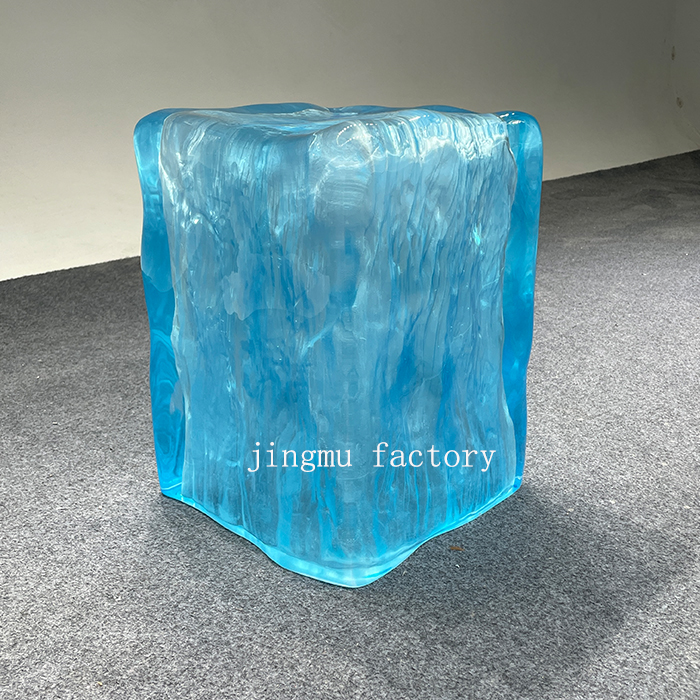 Full Epoxy Foshan China Resin Furniture Luxury Transparent Stool Stable Resin Crystal Chair