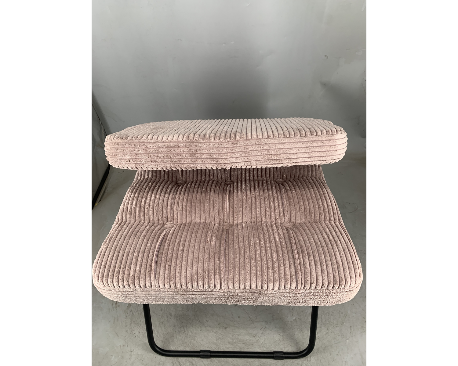 Compact & Portable  Lounge chair – Lightweight, Comfortable, Perfect for Travel & Outdoor Relaxation